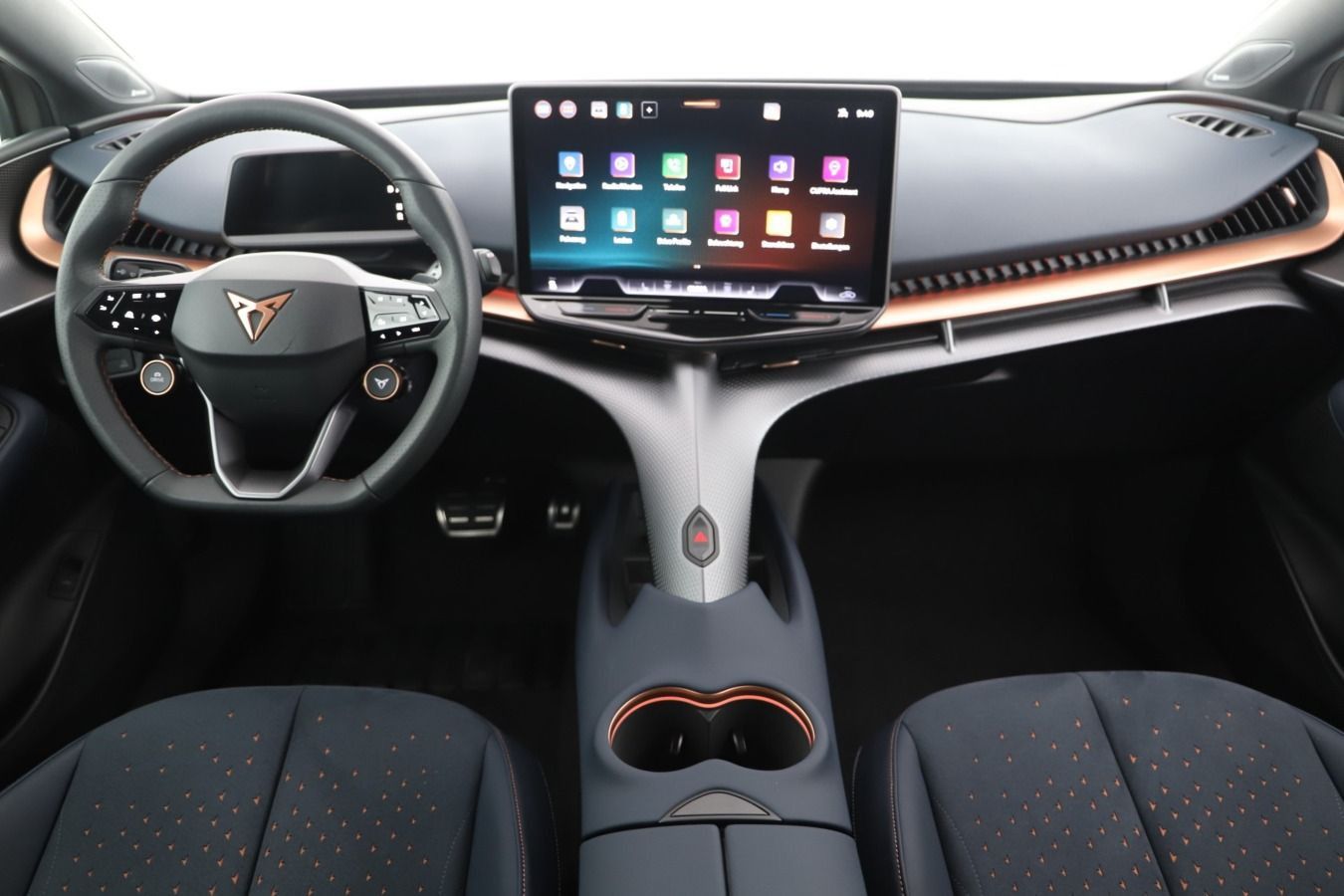 Cupra Tavascan - Bild 8