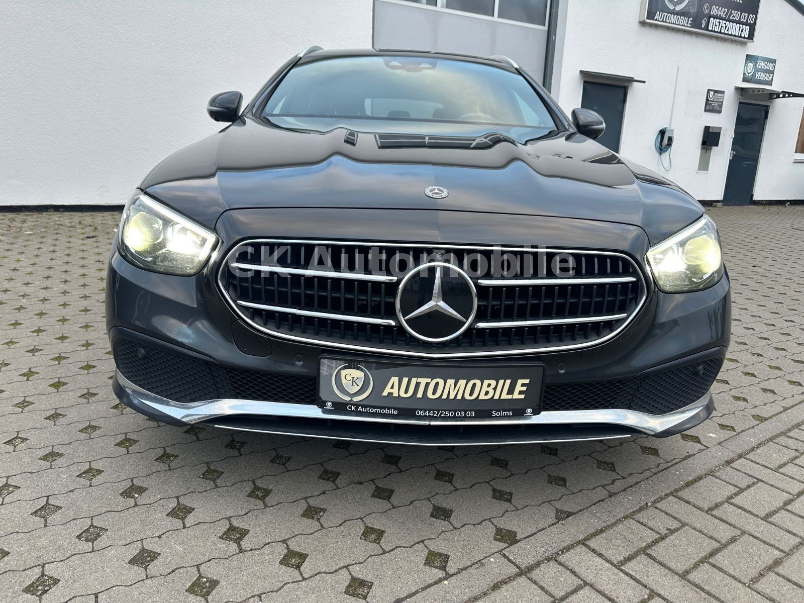 Fahrzeugabbildung Mercedes-Benz E 300de T 4Matic Avantgarde/Navi/360°Kam/LED/AHK