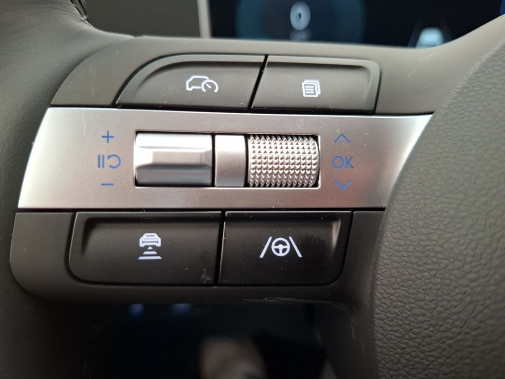 Fahrzeugabbildung Hyundai TUCSON HEV 1.6 T-GDi 2WD 6-AT Select 2xKlima ACC