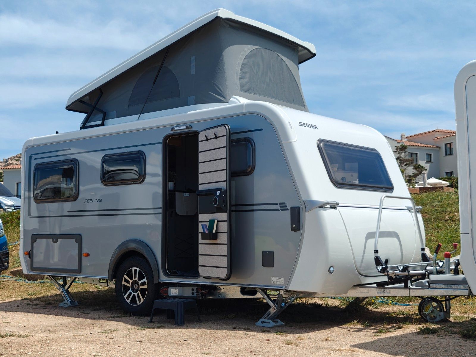 Fahrzeugabbildung HYMER / ERIBA / HYMERCAR Feeling 425 SD - MESSE-NEUHEIT 2026! -