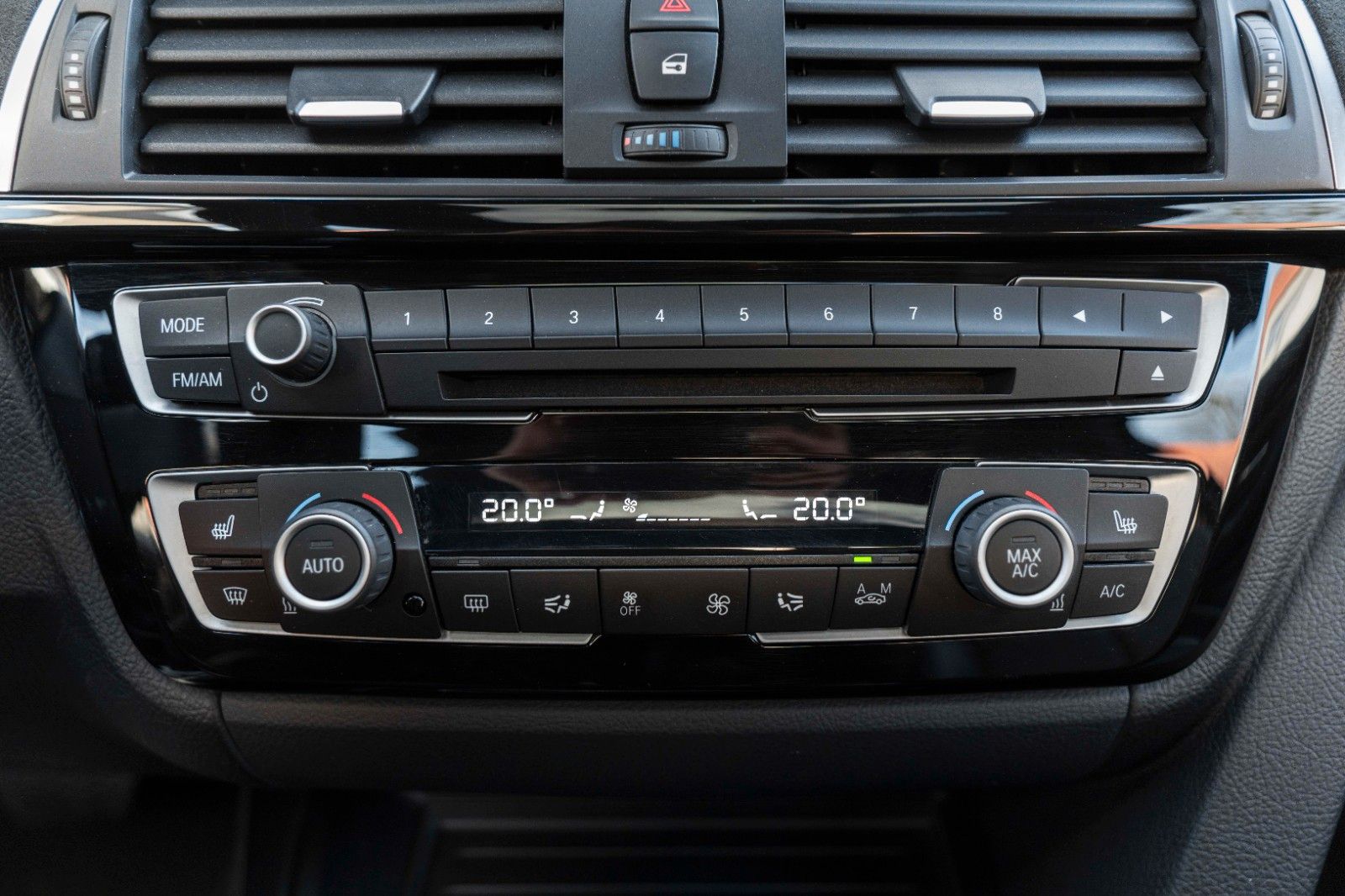 Fahrzeugabbildung BMW 440I Coupe M-PERFORMANCE HUD LED CARPLAY H&K ALC