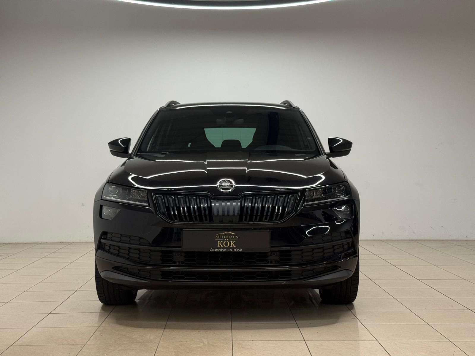 Skoda Karoq Sportline 4x4 8 FACH Sportline AHK RFK ACC imagem 3