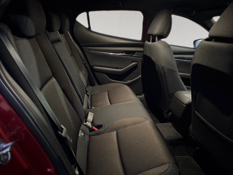 Fahrzeugabbildung Mazda 3 2.0i X 186PS A/T Exclusive