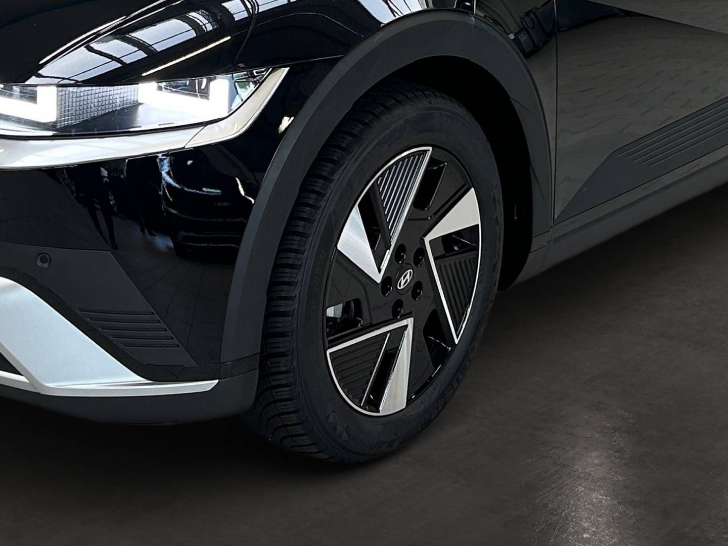 Fahrzeugabbildung Hyundai IONIQ 5 84 kWh (325 PS) 4WD TECHNIQ-Paket