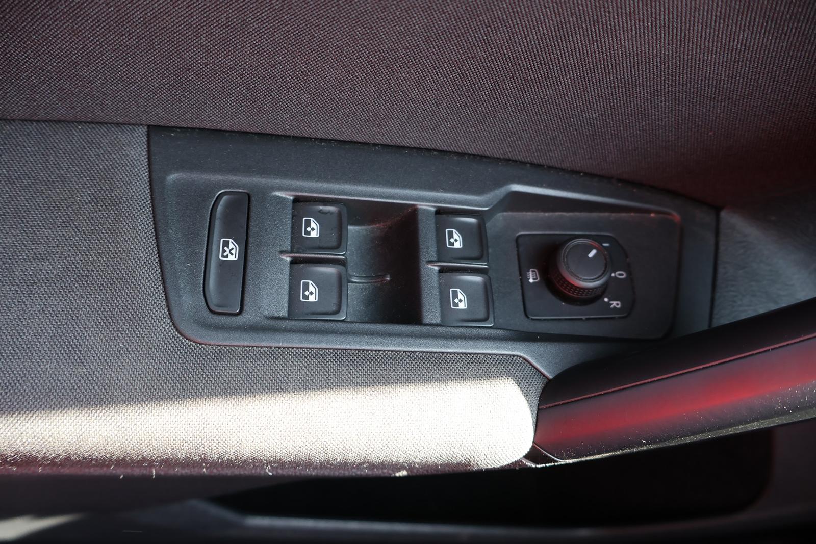 Volkswagen Tiguan 1.5 TSI Life DSG LED Navi Sitzheizung AHK, миниатюра 27