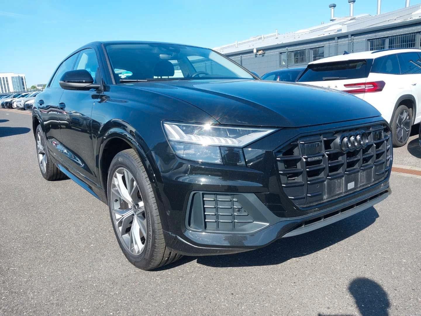 Audi Q8 50 TDI S LINE*OPTK*ACC*STHZ*BSNSS*HDMTRX*SBLF