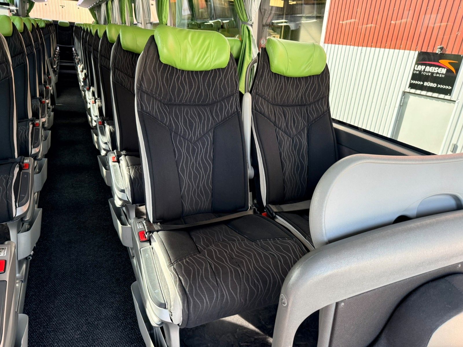 SETRA  2018 - Image 17 of 38