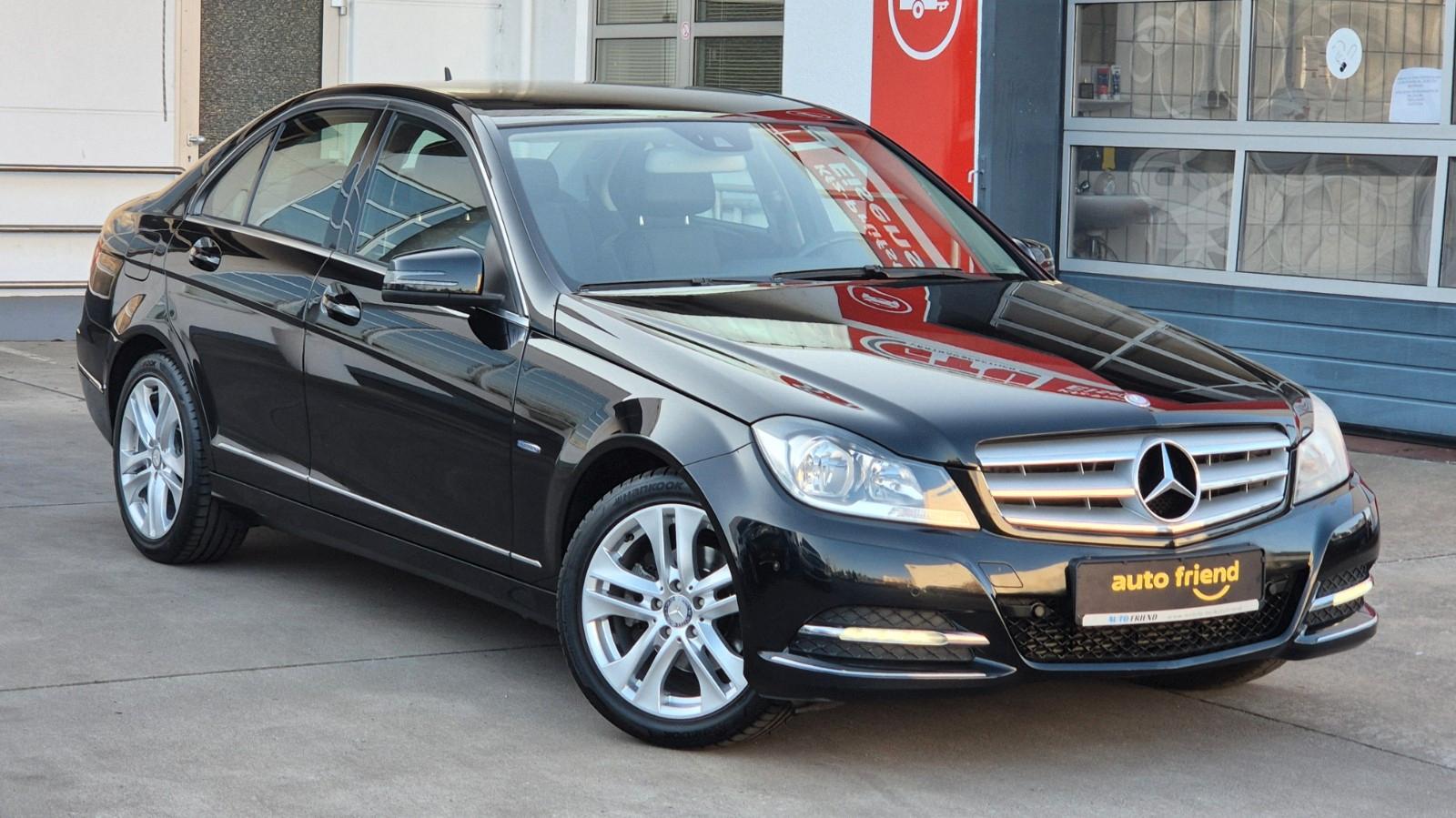Mercedes-Benz C 180 CGI Avantg./2.HAND/COMMAND/SHZ/PDC/LEDER