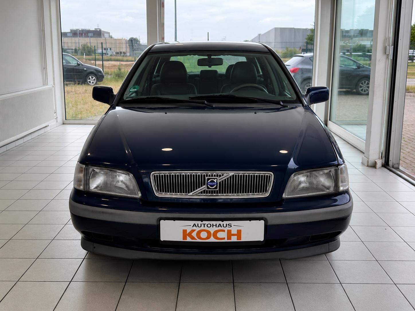Volvo V40 1.8 Special Edition/ AUTOMATIK