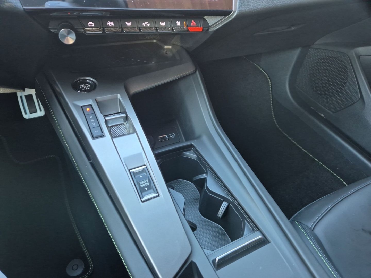 Peugeot 408 - Bild 20