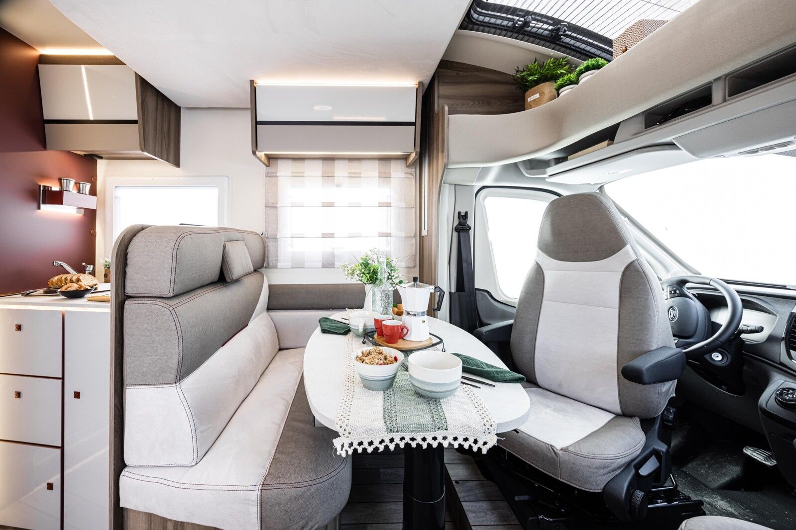 Fahrzeugabbildung Roller Team Kronos 266 TL Ford