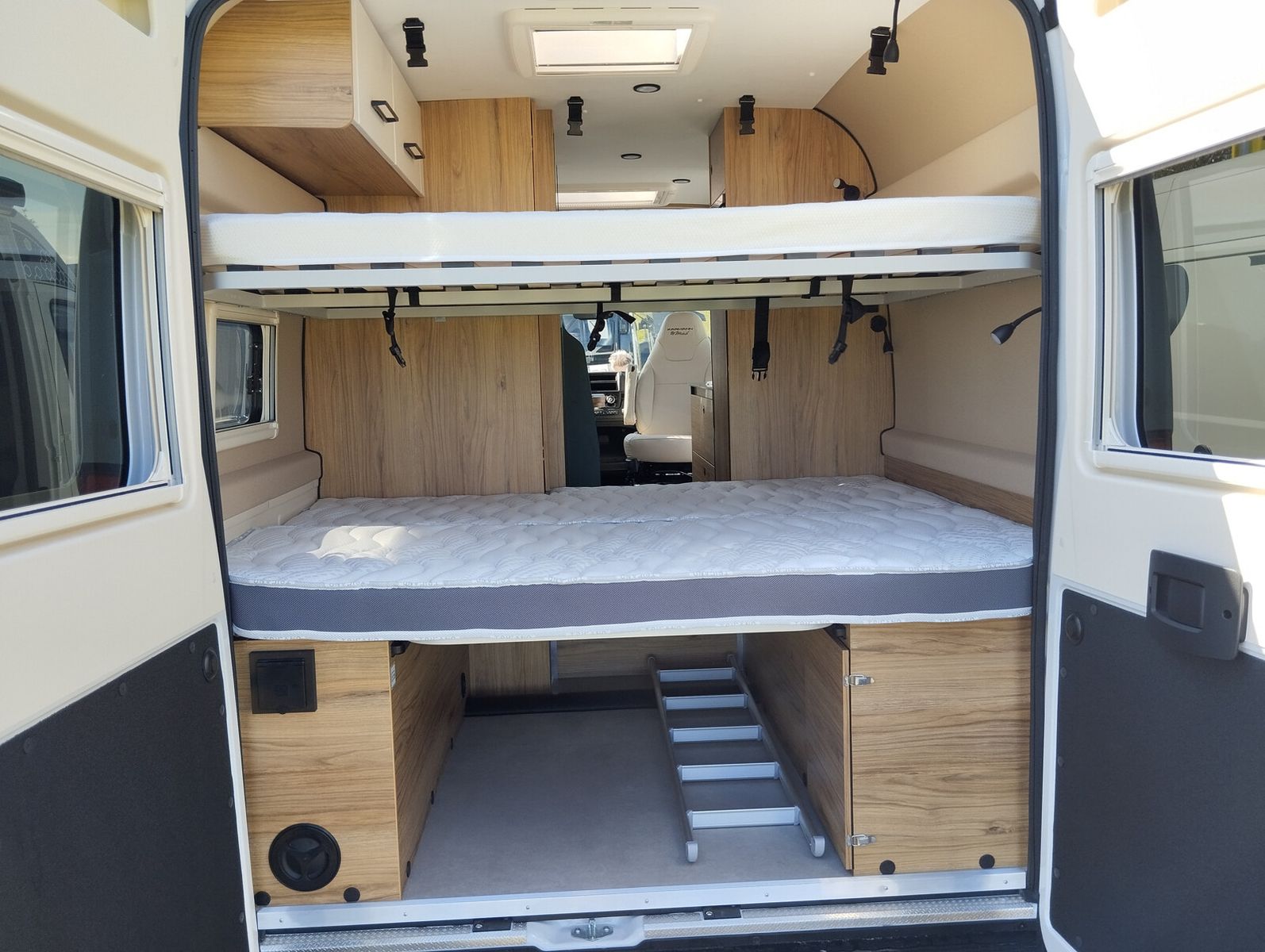 Fahrzeugabbildung Karmann Dexter 581 Alufelgen 16 Zoll und Concept Paket