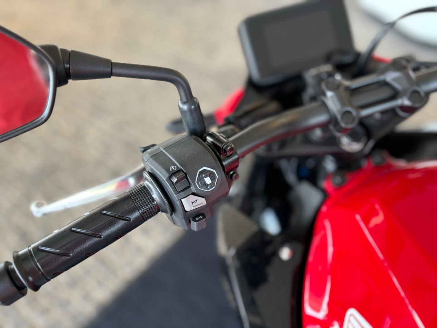 Fahrzeugabbildung Honda CB 500 Hornet 2025