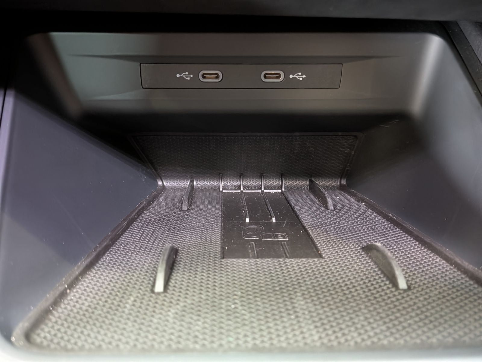 Fahrzeugabbildung CUPRA Leon 1.5 eTSI DINAMICA*MATRIX*ACC*PANO*AHK 5J-Ga
