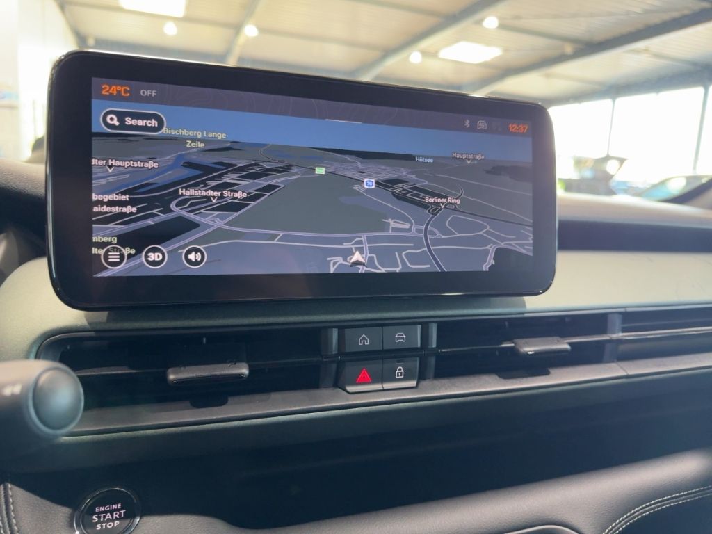 Fahrzeugabbildung Jeep Avenger 4xe Overland MATRIX NAVI 360-GRAD WINTER
