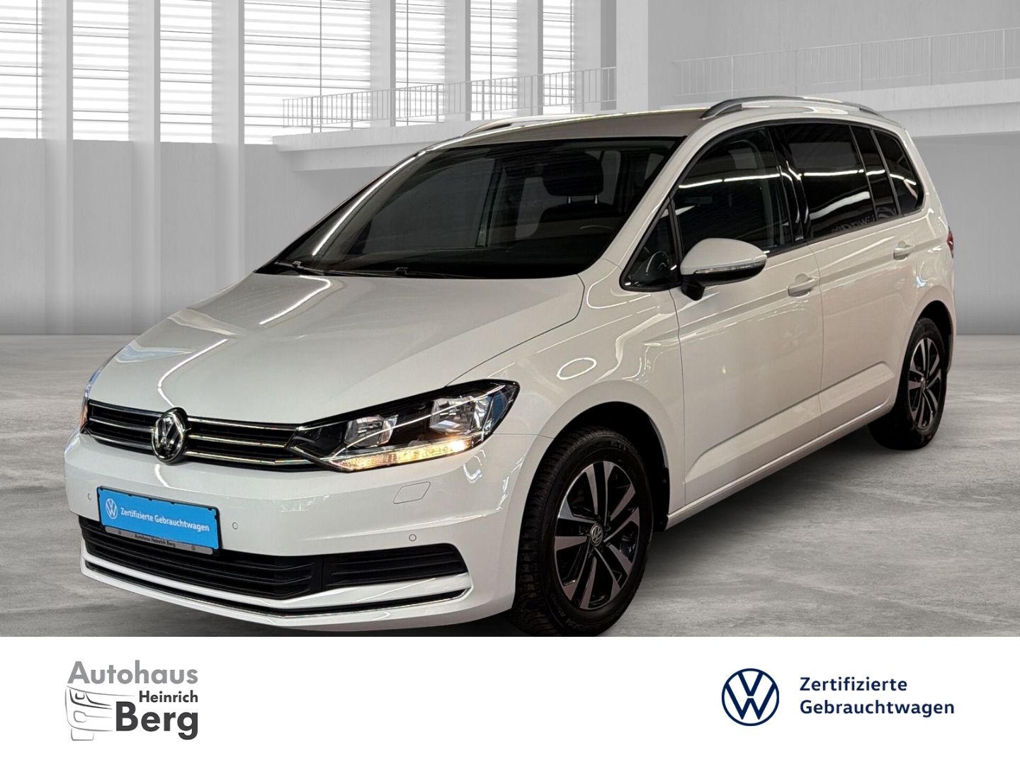 Volkswagen Touran United 1.5 TSI DSG Navi Apple CarPlay And foto 1