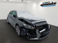 Hyundai i30 N Line/FRONTSCHADEN/Motor läuft