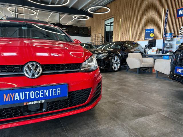 Volkswagen Golf *1.HAND*PANO*STHZ*AHK*ACC*NAV*2-ZONEN*