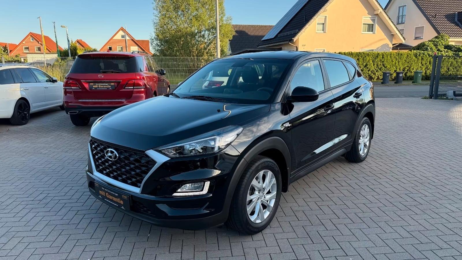 Hyundai Tucson 1.6 T-GDI Pure 2WD-Automatik-LPG Gas-Navi