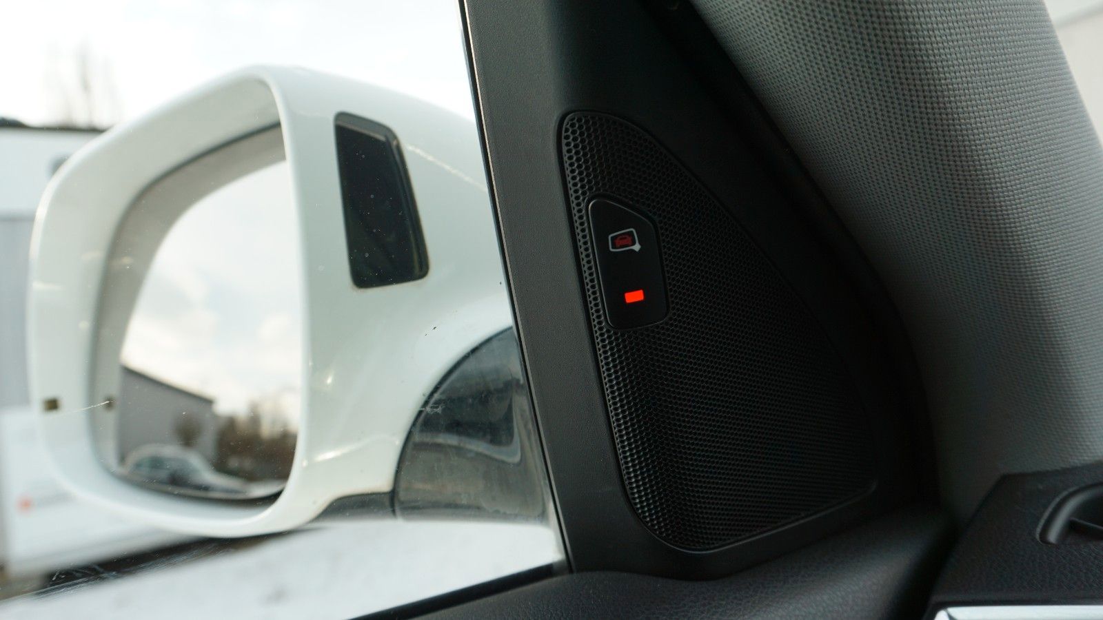 Fahrzeugabbildung Audi Q5 2.0 TDI 140 kW quattro, Standheizung, Pano