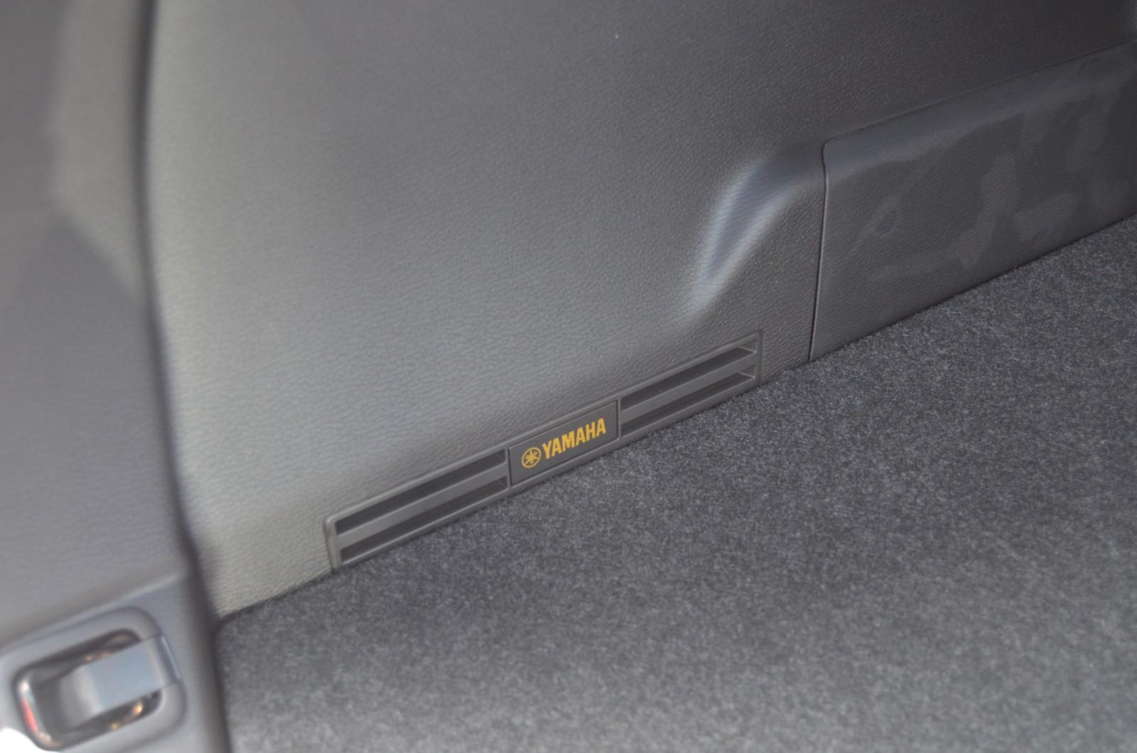 Mitsubishi Outlander 2.4 PHEV DIAMANT TOP AT 4WD LEDER MJ26