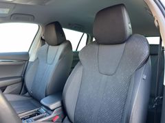 SKODA Octavia Combi 2.0TDI Style|VirtualCockpit|Matrix