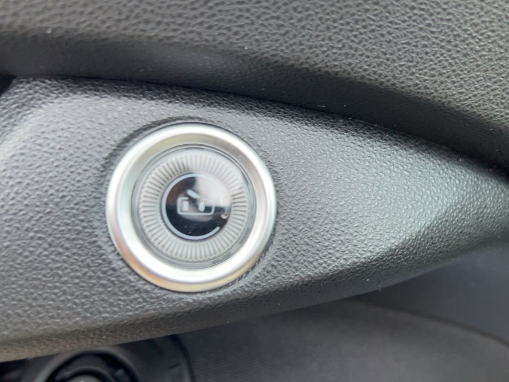 Fahrzeugabbildung Fiat 500e Elektro Style und Komfortpaket