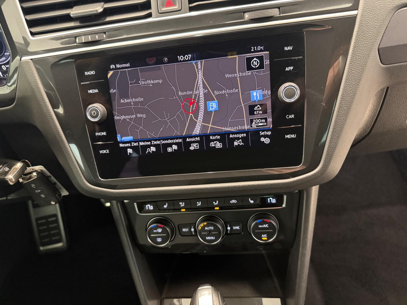 Volkswagen Tiguan Highline 2X R-LINE 4Motion 1HAND