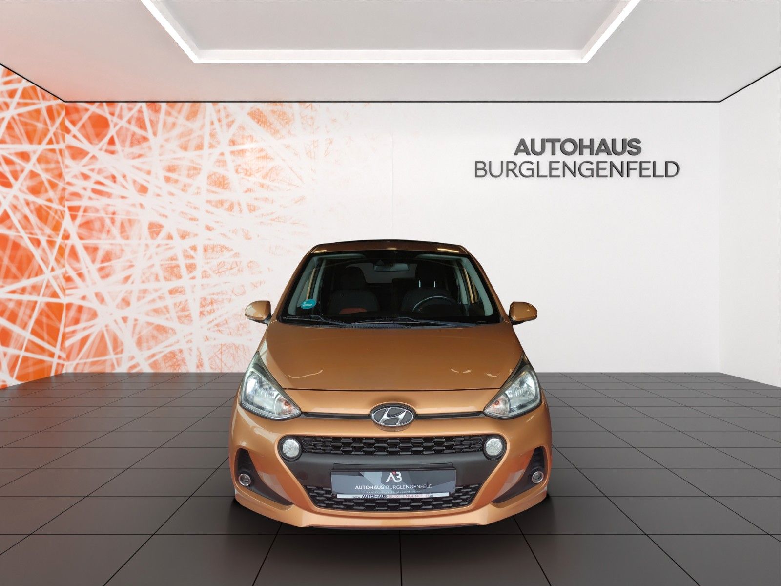 Fahrzeugabbildung Hyundai i10 Style ! PDC ! beh. LR ! Schiebedach ! VOLL !