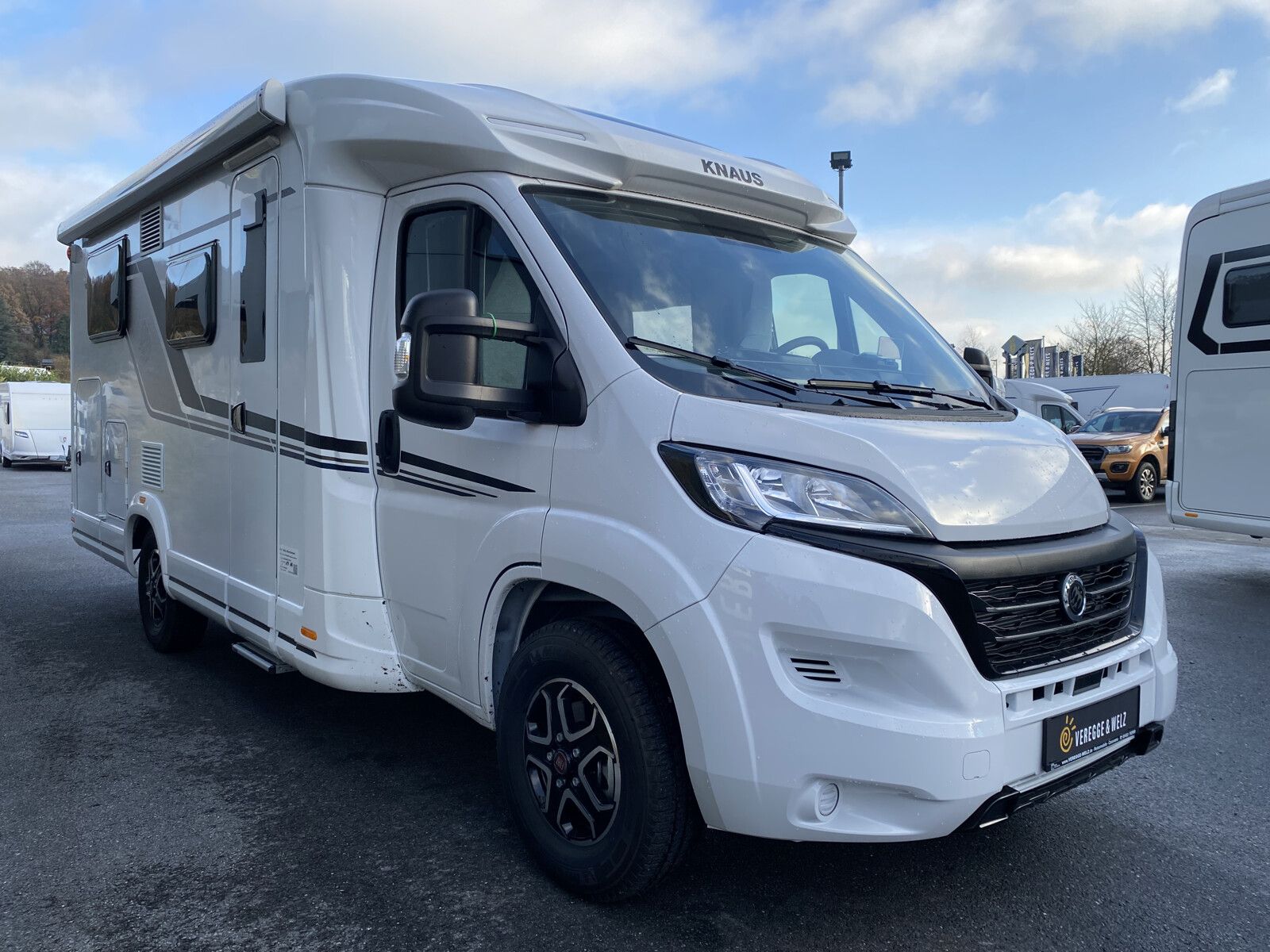 Fahrzeugabbildung Knaus Sky Ti PLATINUM SELECTION 650 MEG Automatik