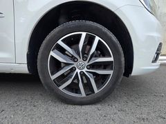 VW Caddy Kasten Edition 35 2.0TDI 150PS AHK ACC VW Caddy Kasten Edition 35 2.0TDI 150PS AHK ACC