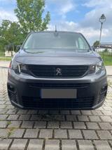 Peugeot Partner - Peugeot Partner mit Diesel-Antrieb: Kombi, Klimaanlage