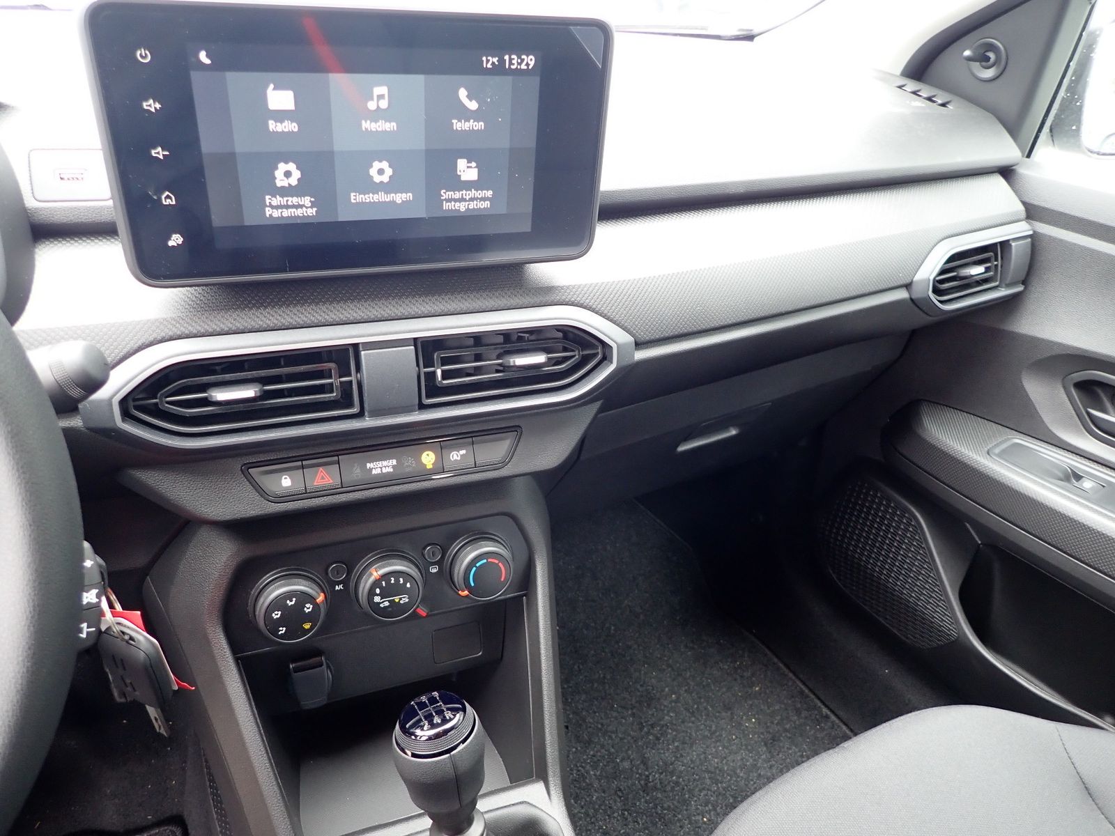 Fahrzeugabbildung Dacia Sandero Essential SCe 65
