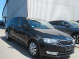 Skoda Rapid Spaceback Ambition AUT-NAVI-KAMERA-SHZ-AHK - Skoda Rapid mit Diesel-Antrieb