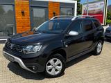 Dacia Duster 1.6 Comfort *NAVI*KAM*AHK*ALLWETTER*TOP* - Dacia Duster mit Benzin-Antrieb: Geländewagen, 1.6