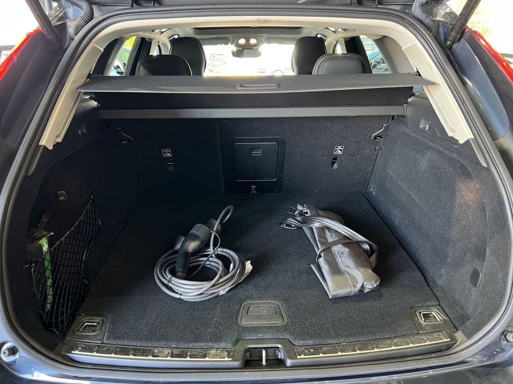 Volvo XC60 T6 Plus Dark Recharge AWD ACC Pano H/K LED