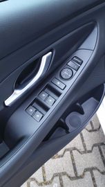 Fahrzeugabbildung Hyundai i30 1.5 Pure KLIMA Bluetooth PDC