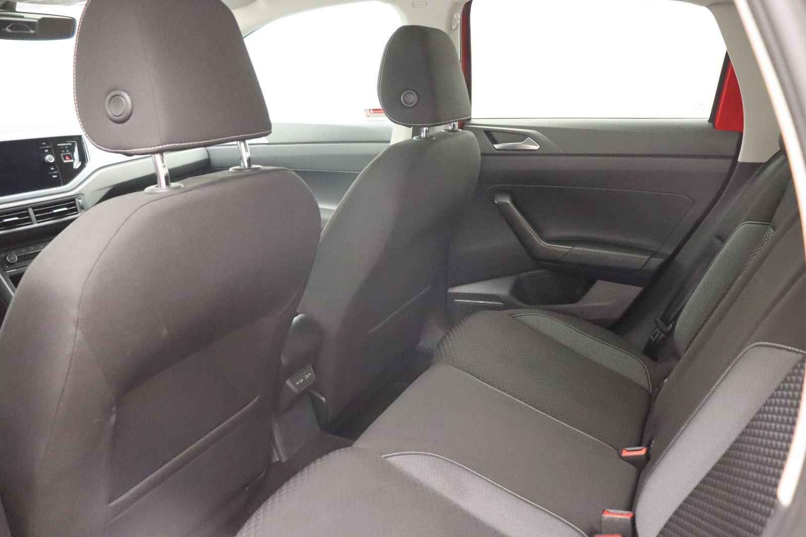 Fahrzeugabbildung Volkswagen Polo VI 1.0 TSI DSG Active