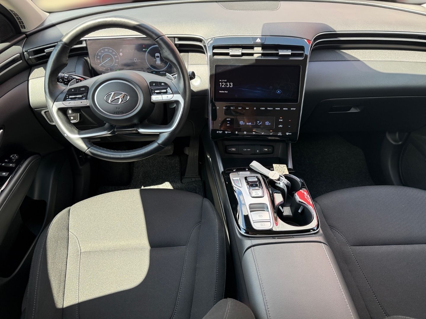 Fahrzeugabbildung Hyundai Tucson Trend Plug-In Hybrid 4WD 1.6 T-GDI +NAVI+