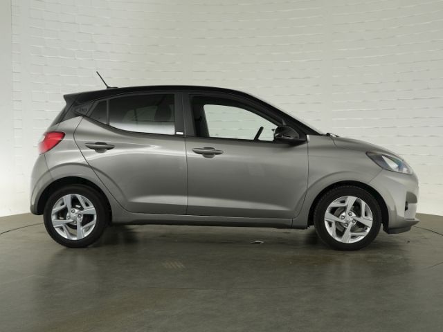 i10 INTRO EDITION+NAVI+RÜCKFAHRKAMERA+SITZ-/LENK