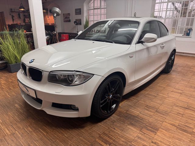 BMW 125i Coupe*M-Sport*NAV-Prof*Xenon*Facelift*Pano