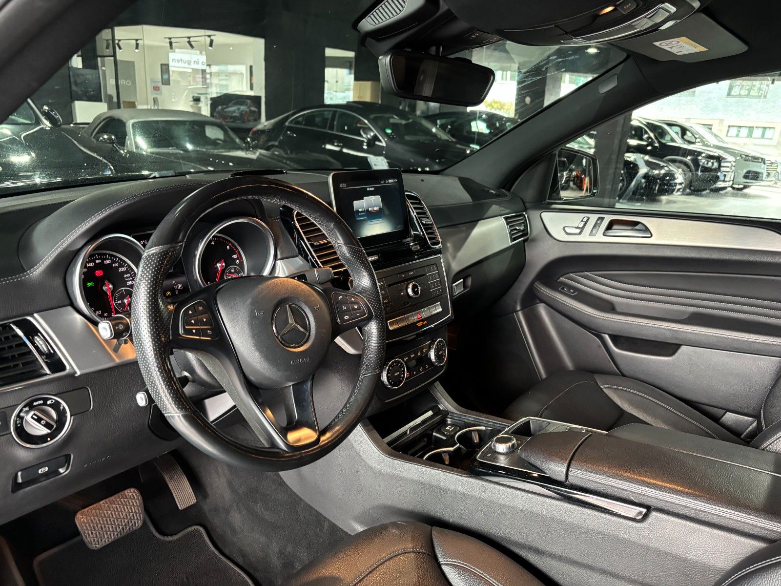 Fahrzeugabbildung Mercedes-Benz GLE 350d Coupe 4Matic *AMG*Kamera*ACC*AHK*SHZ