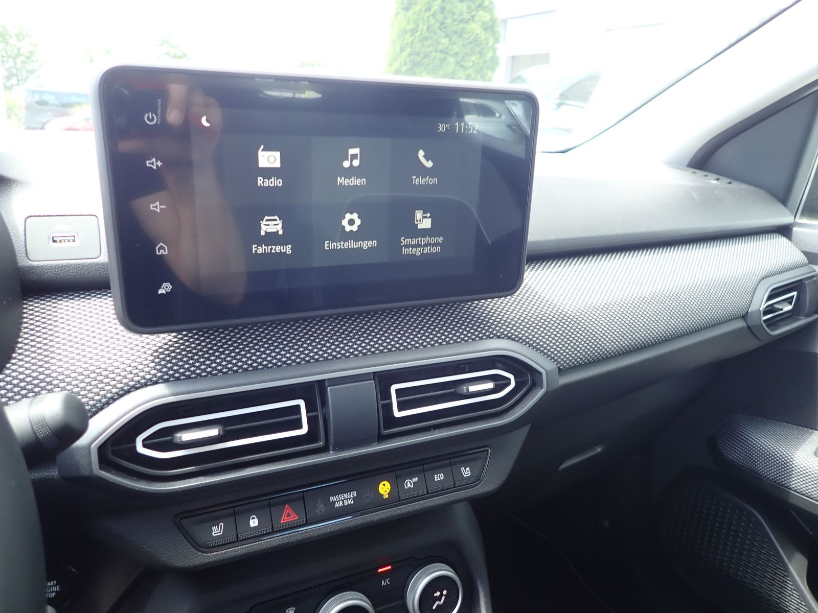 Fahrzeugabbildung Dacia Sandero Journey TCe 90