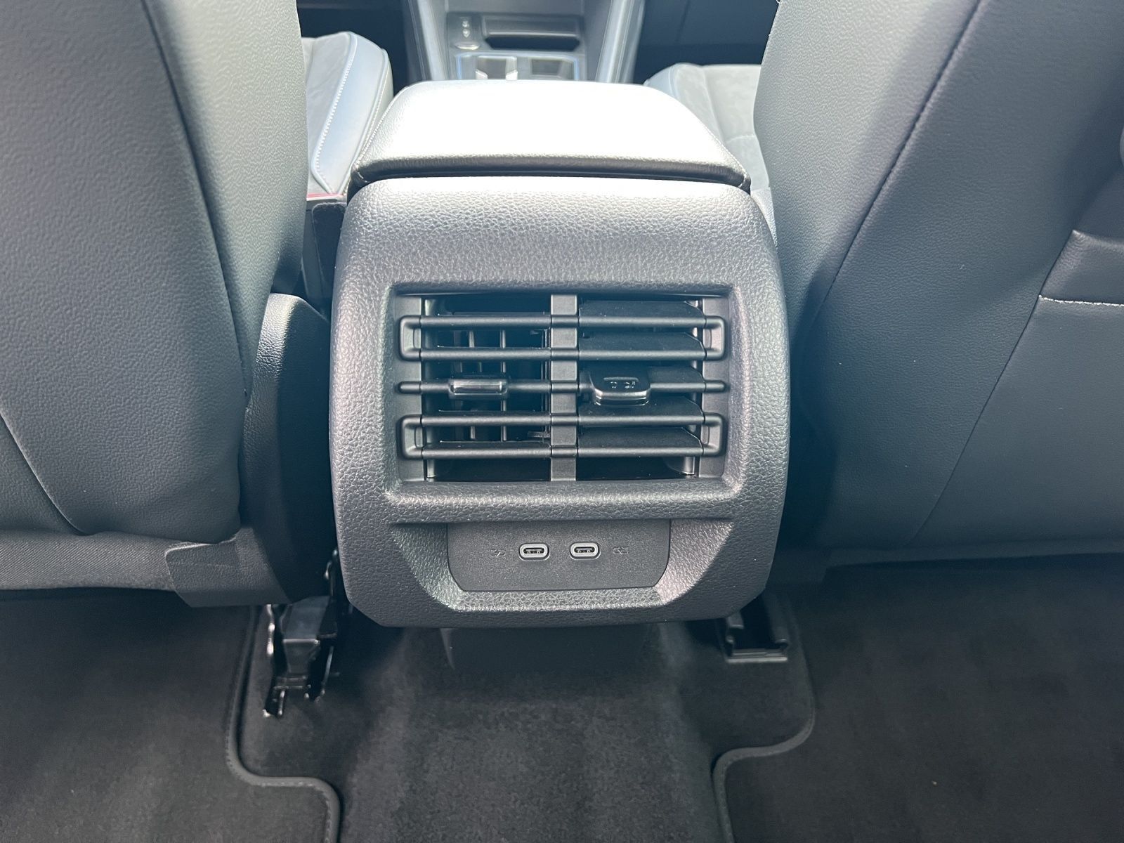 Caddy Maxi Style 1.5 TSI DSG AHK*Navi*Standhzg.
