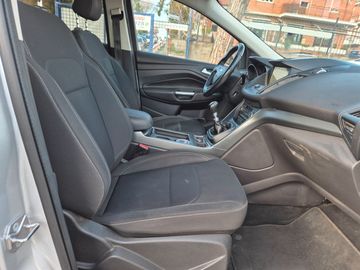 Ford Kuga - 8