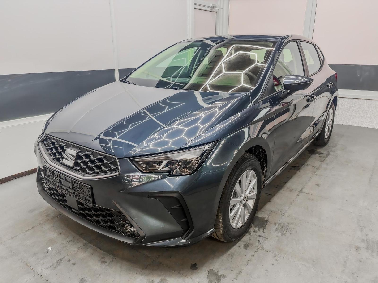 Seat Ibiza EDITION FL RADIO KLIMA PDC 1.0 MPI 59kW...