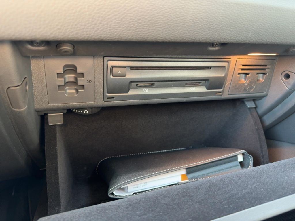 Fahrzeugabbildung Volkswagen Golf Sportsvan Highline  AHK SCHWENKB. NAVI  RÜC