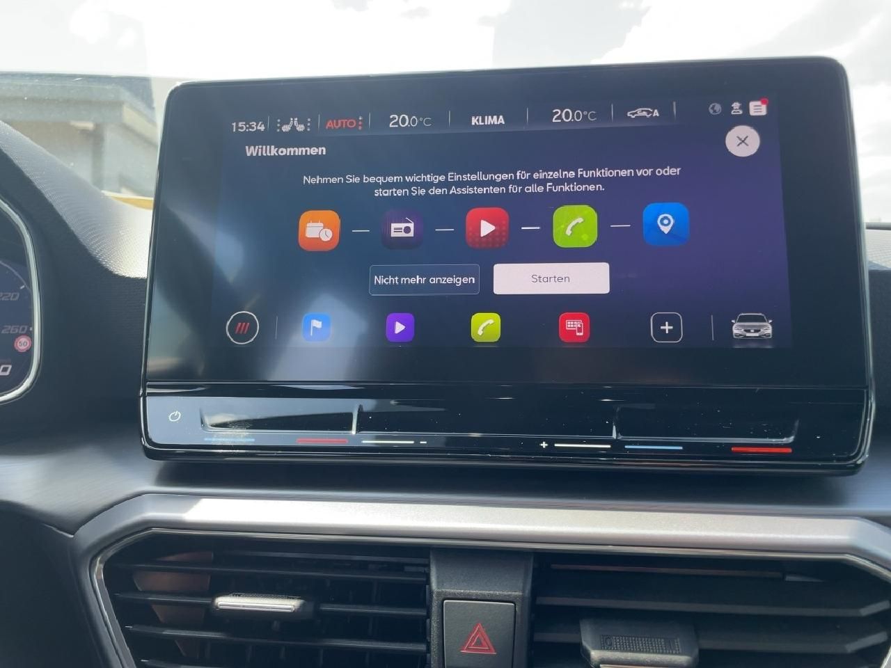 Fahrzeugabbildung SEAT Leon Sportstourer FR Plus