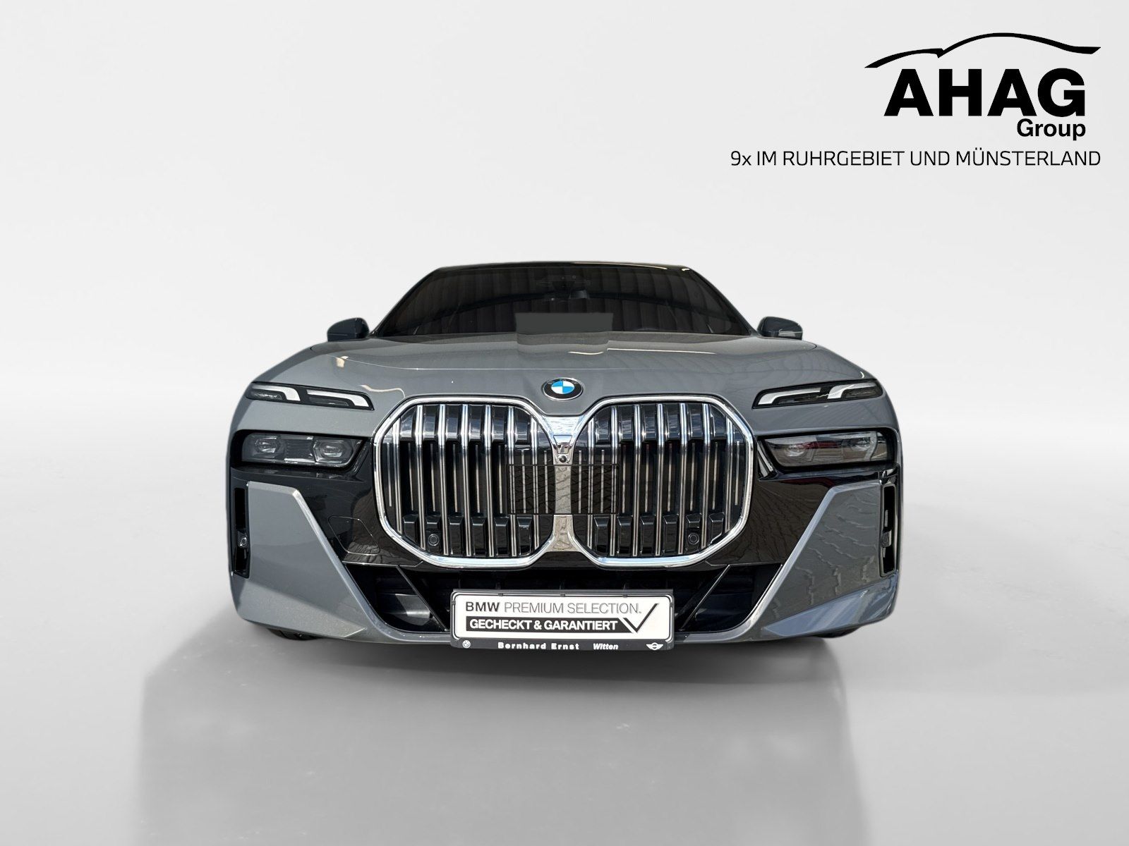 BMW 740d xDrive M SPORT FondEnt,SkyL,StHz,DAPro imagem 2