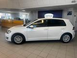 Volkswagen Golf VII Lim. Highline BMT- DSG- Bi xenon- led - Cars in Freiburg